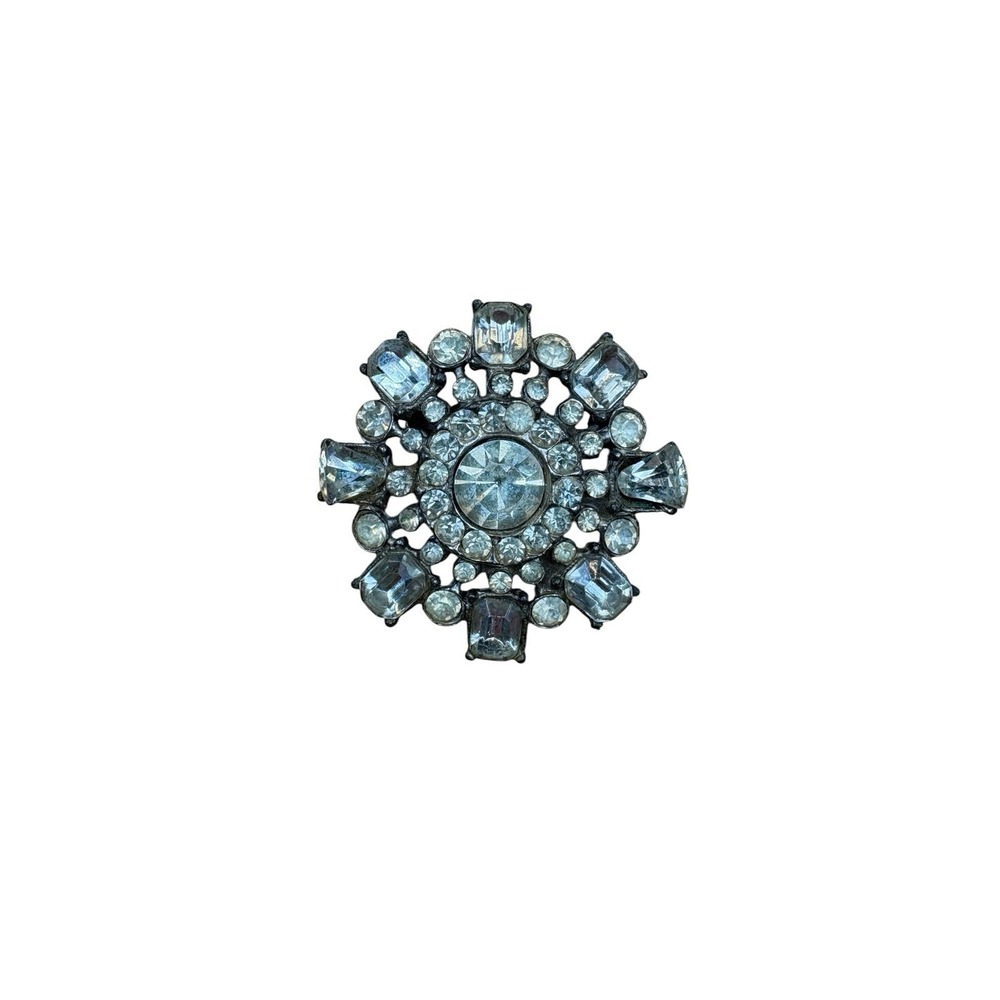 Vintage Unsigned Clear Rhinestone Circle Brooch Layered Art Deco Silver Tone Pin